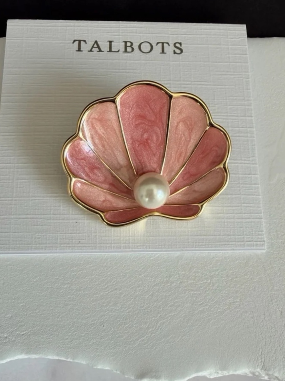 Talbots Shell Brooch - Picture 8 of 9